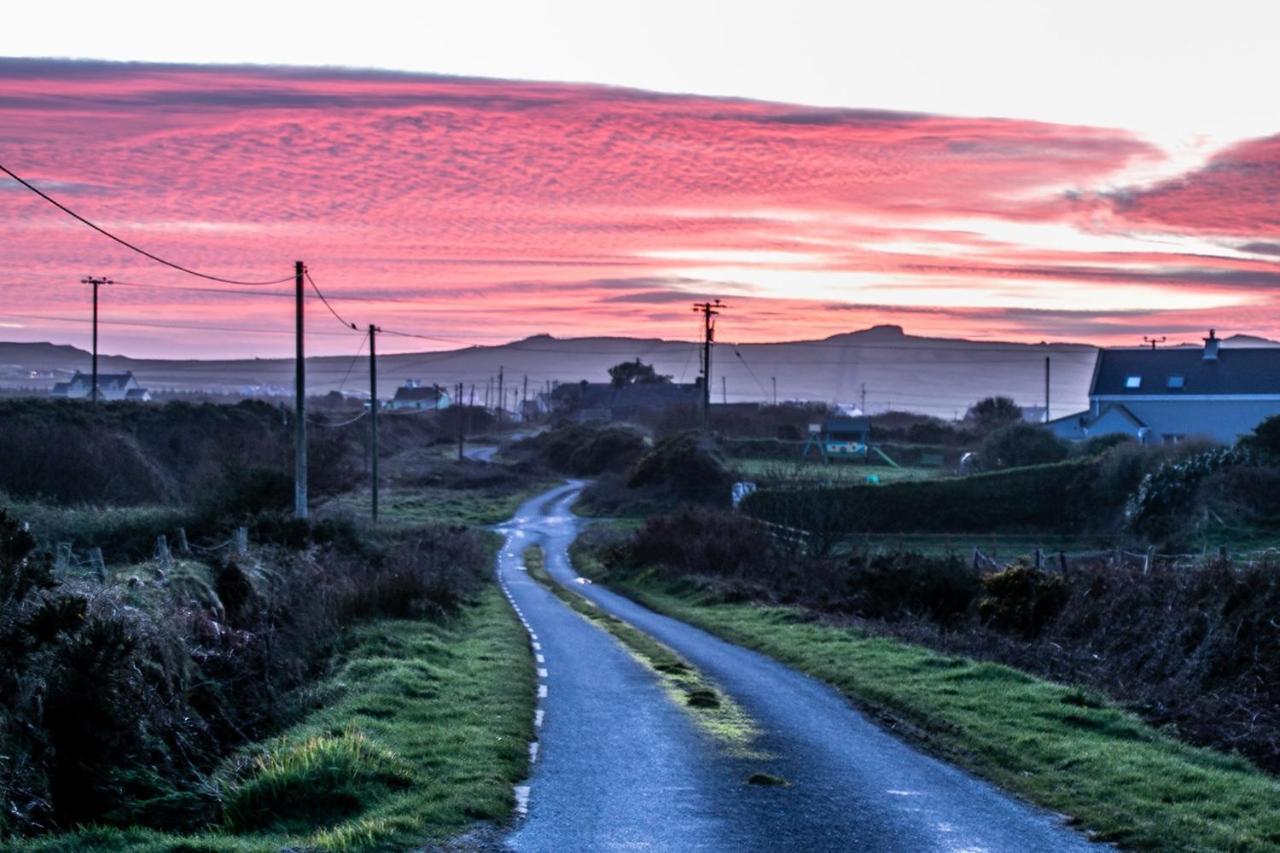 Skellig Port Accomodation - 2 Bed Apartment Portmagee Buitenkant foto