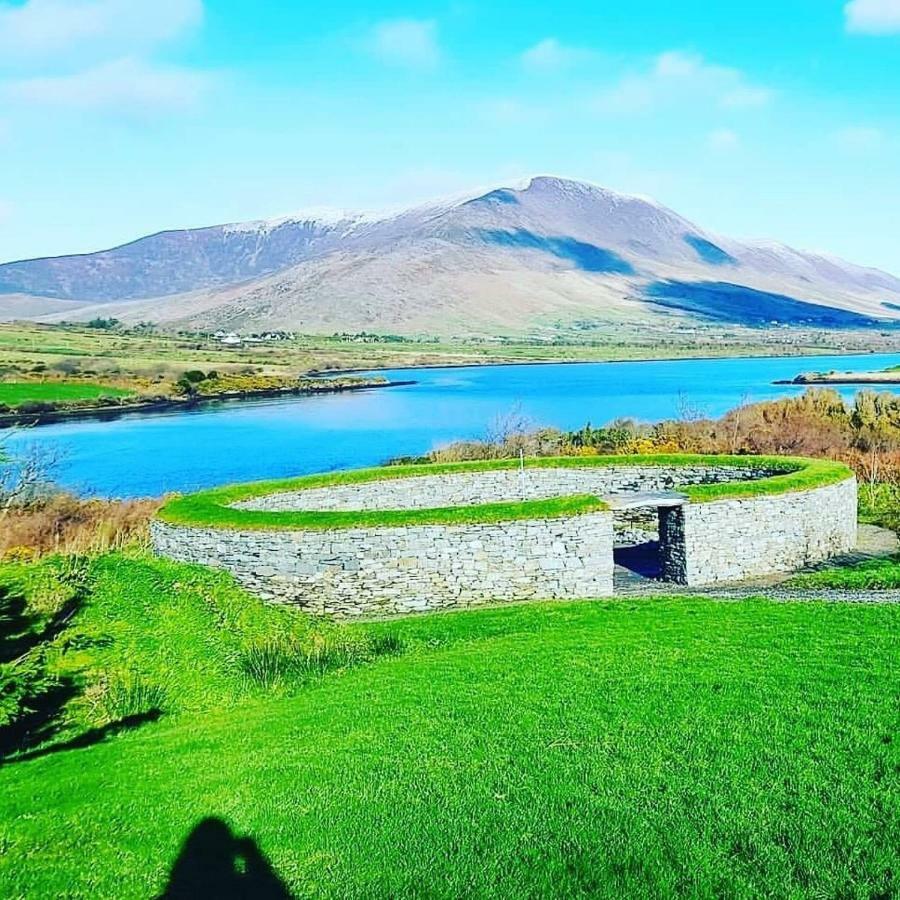 Skellig Port Accomodation - 2 Bed Apartment Portmagee Buitenkant foto